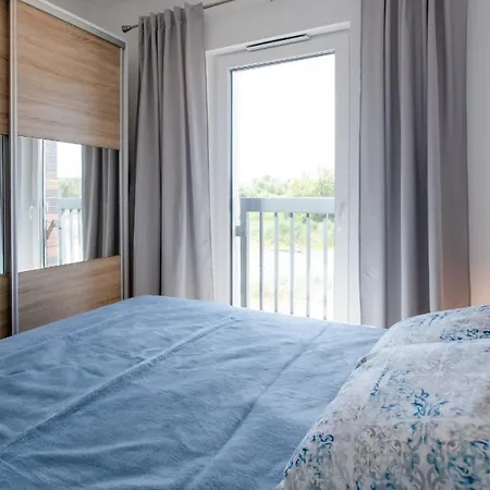 Polwysep Dziwnow, Sun & Snow