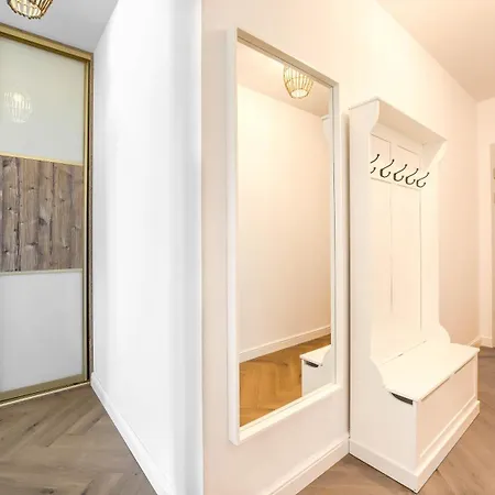 Polwysep Dziwnow, Sun & Snow