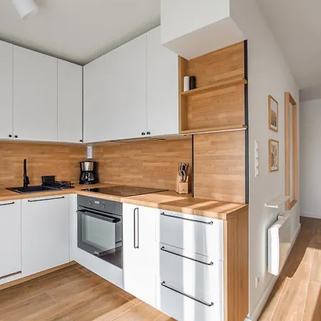 Polwysep Dziwnow, Sun & Snow *