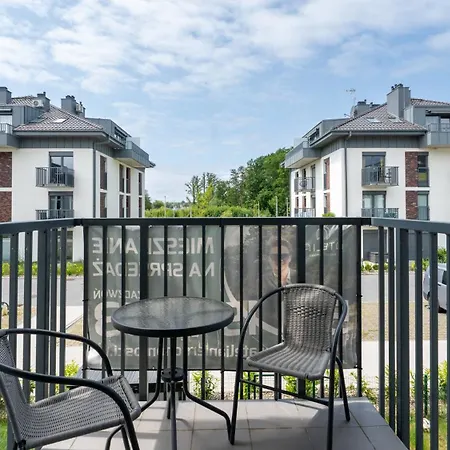 Polwysep Dziwnow, Sun & Snow *