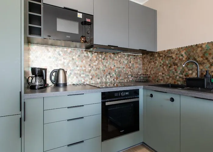 Polwysep Dziwnow, Sun & Snow *